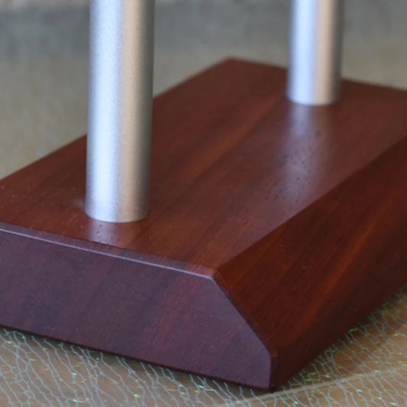 Creatief ontwerp hoofdtelefoonstandaard rode peer hout aluminium beugel hoofdsteun displaystandaard massief hout aangepaste opslagstandaard geschenken