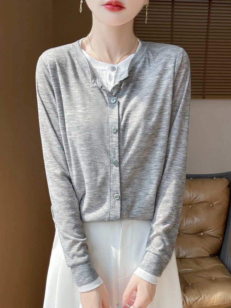 2025 Nuova Primavera Estate Fine Filato Cardigan Sottile O-Collo Lavorato a Maglia Falso in Due Pezzi Manica Lunga Vestiti da Donna Moda Elegante Magliette E Camicette