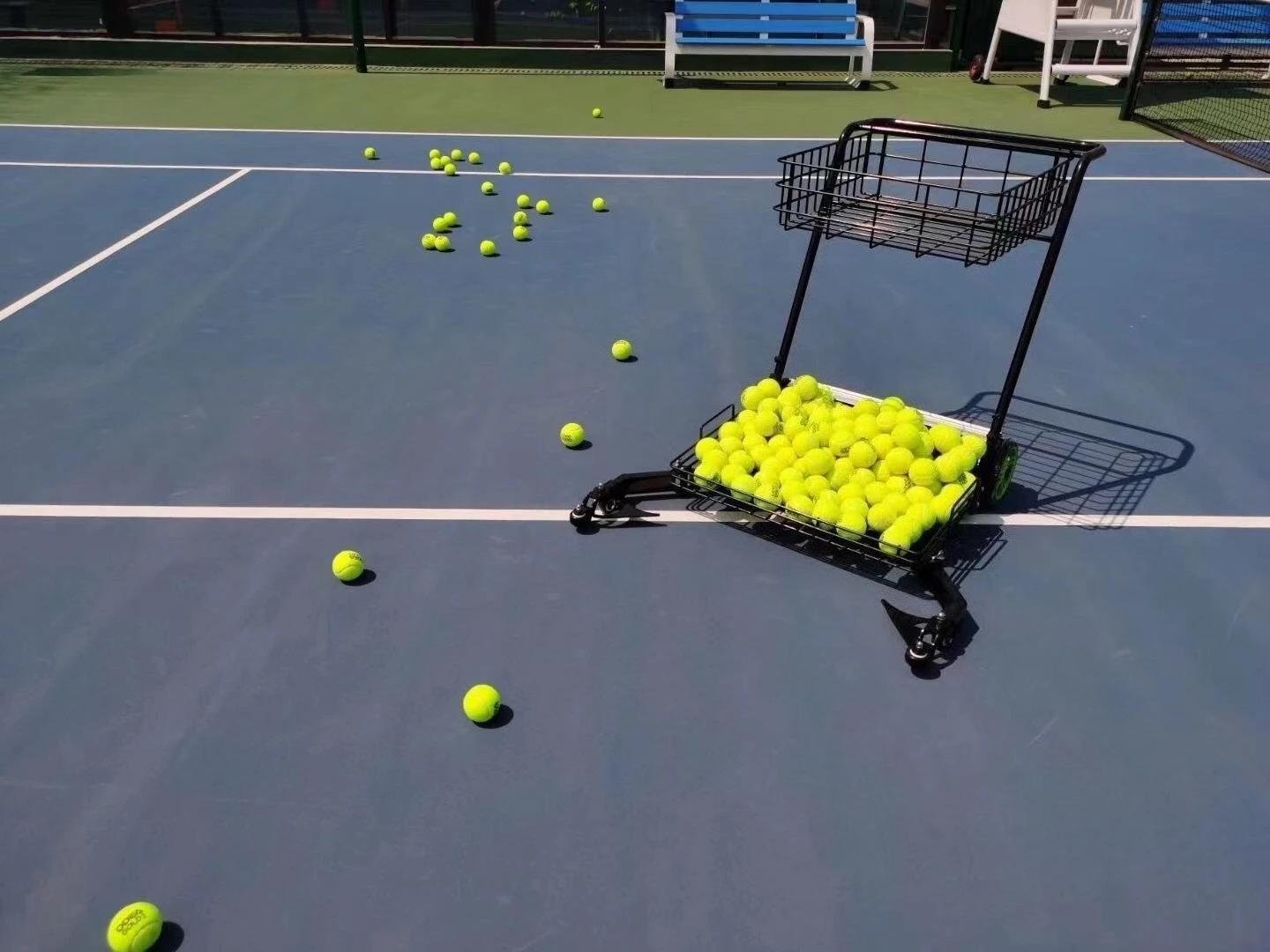 Ball automatic pick-up cart Ball pick-up device with wheels frame Basket  cart Pick-up coach car barrel