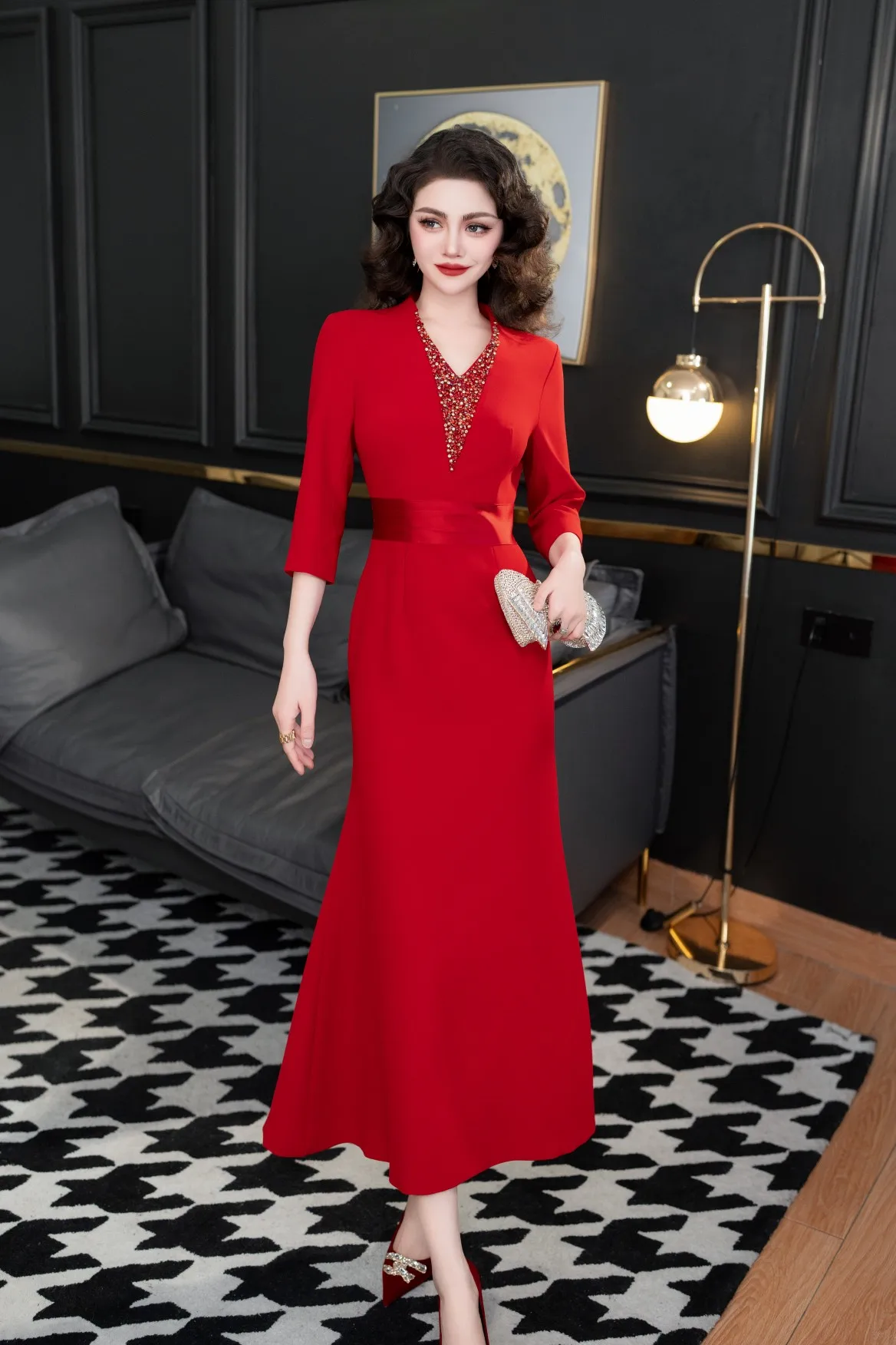 

2024 Winter Fashion New Women's ClothingRhinestone Dress 1001