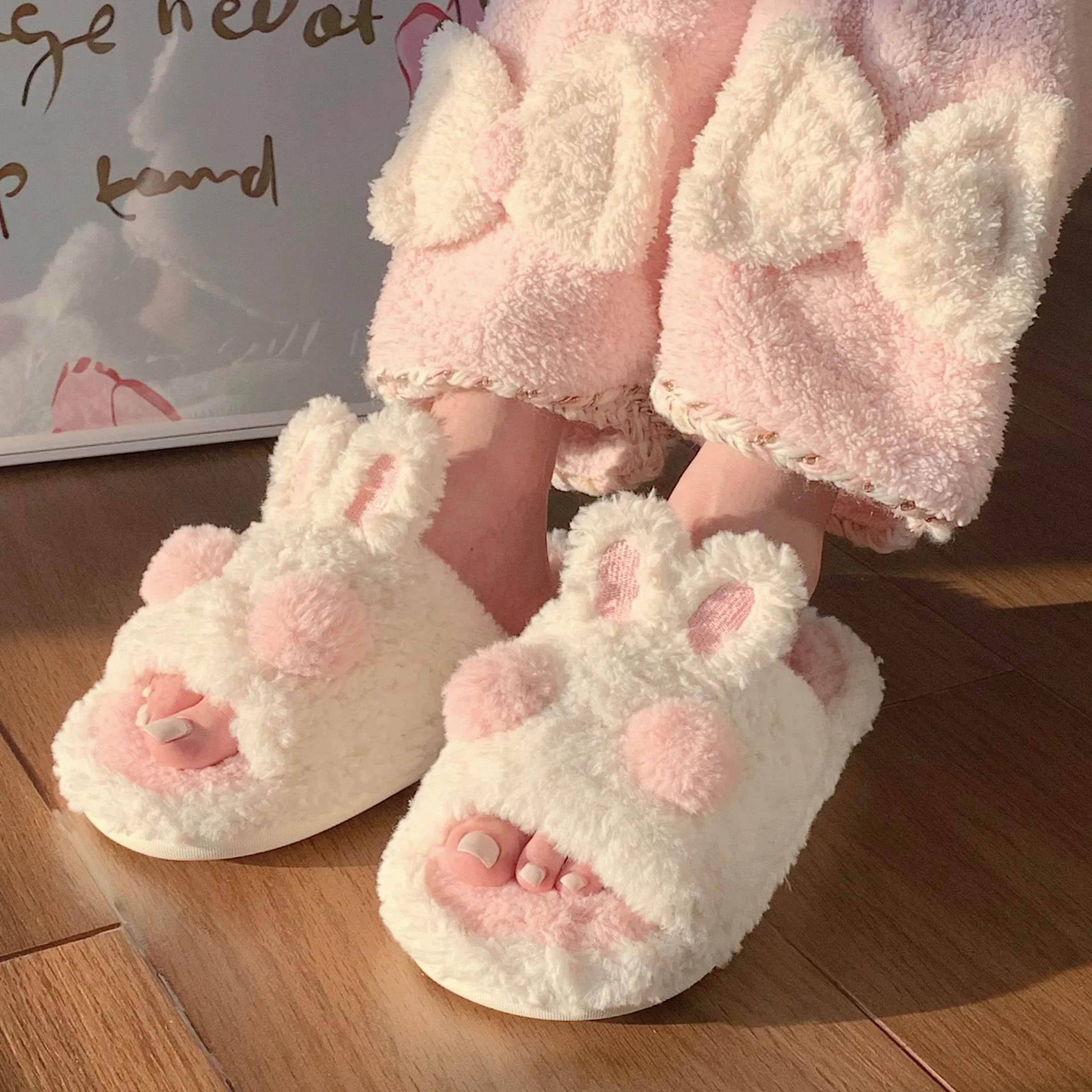 Women's cute bunny slippers, fall and winter cartoon home bedroom soft warm cotton slippers shoes