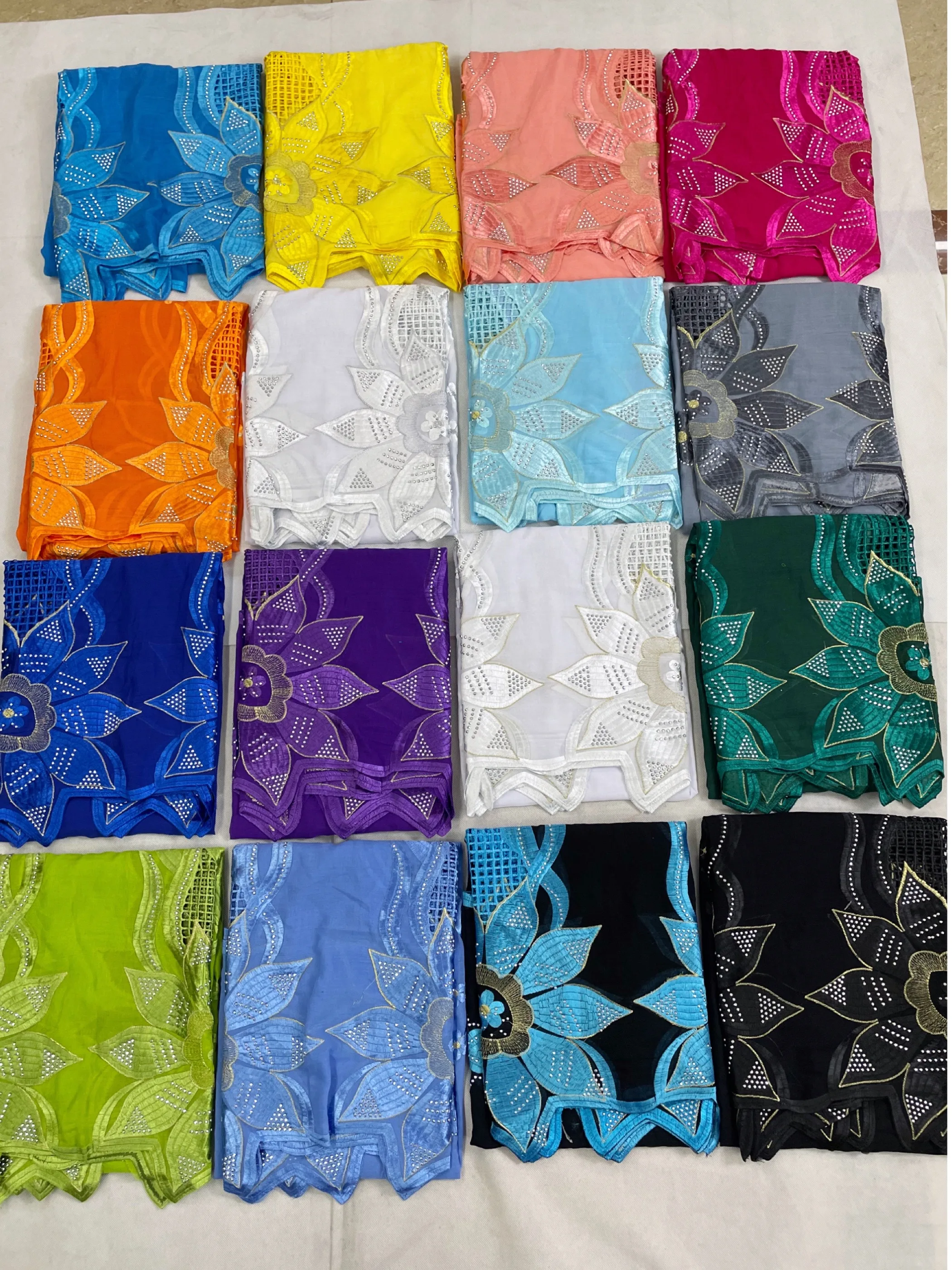 

2024 Muslim Ramadan Hijab Femme Musulman Foulard Hijabs For Woman African Islam Dubai Cotton Embroider Scarf 210*110 Shawls