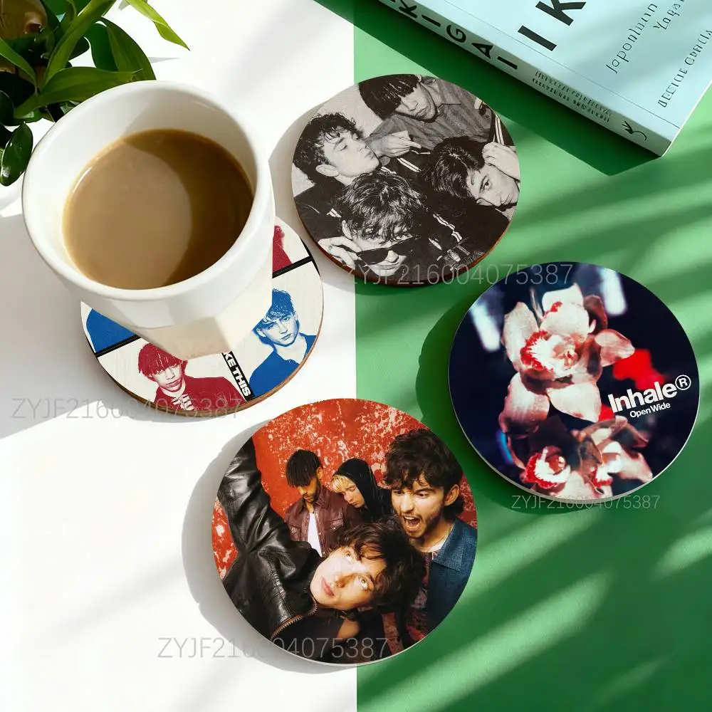 

I-Inhaler Band Pattern Art Coasters Round Wooden Heat Resistant Non-Slip Home Decor Gift Multifunctional