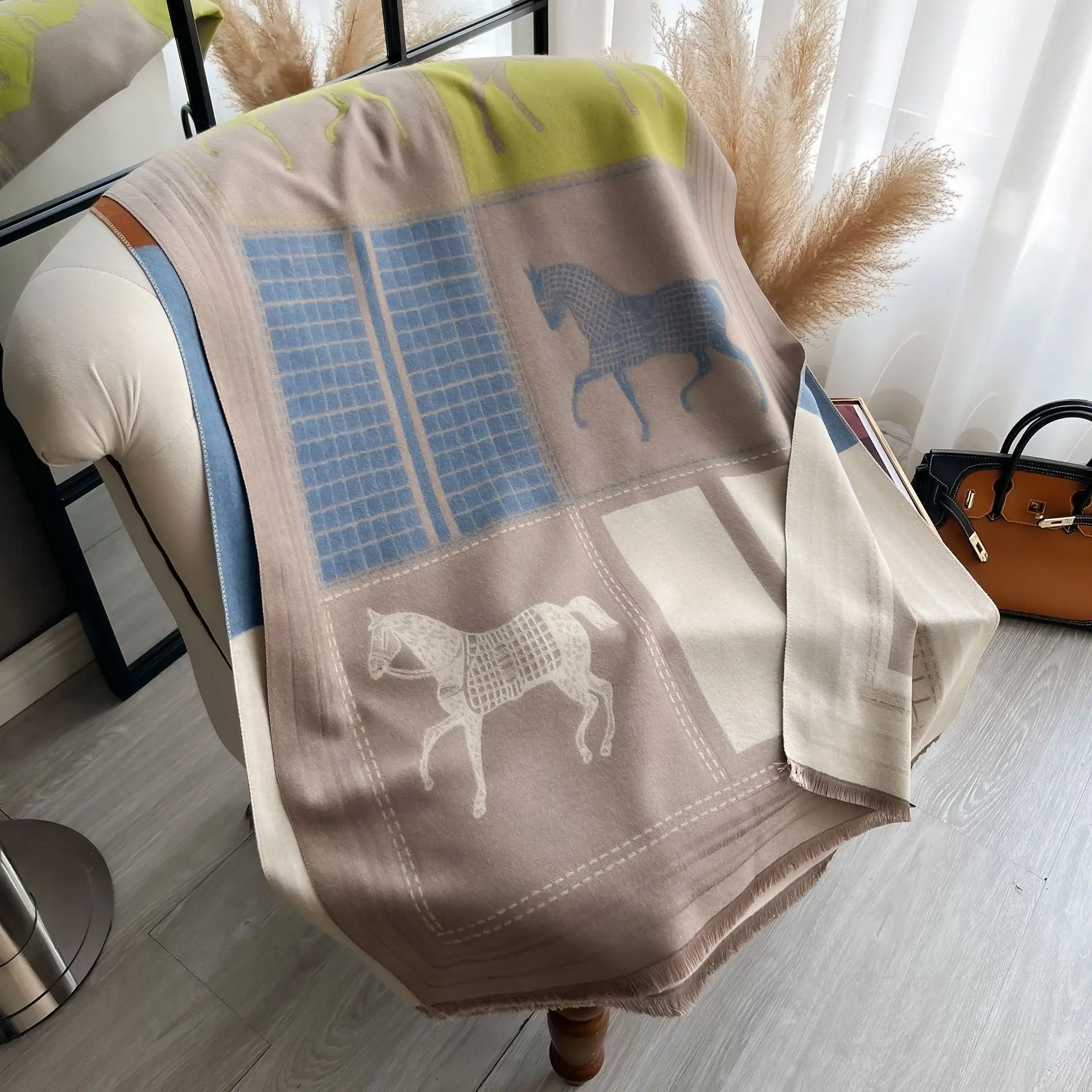 Autumn and Winter Grid Color Block Horse Collision Fashionable and Elegant Women\'s Imitation Cashmere Warm Scarf Shawl and Scarf