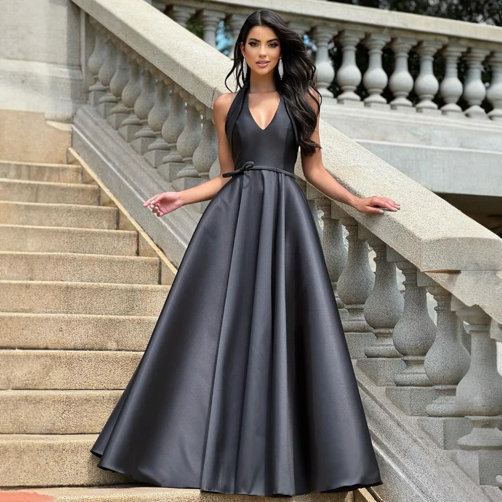 Modest Black Halter Satin Formal Prom Dress for Women A-line Long Backless Prom Party Gown robe de mariée