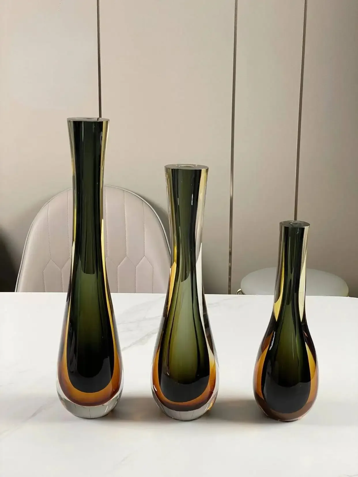 HJM Nordic Classic Long Neck Thin Mouth Coloured Glass Vase Sample House Sales Office Floral Arrangement Home Soft Decoration