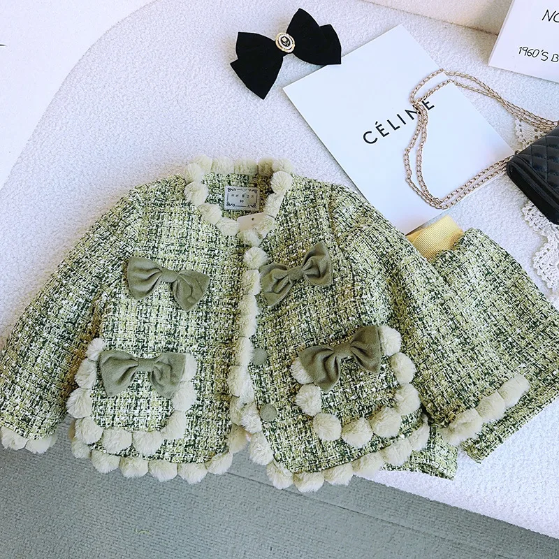 Conjunto de casaco e shorts de Tweed para bebês, roupas infantis macias e quentes, roupas adoráveis, design pompom, outono, inverno, adolescentes, 2-7 anos