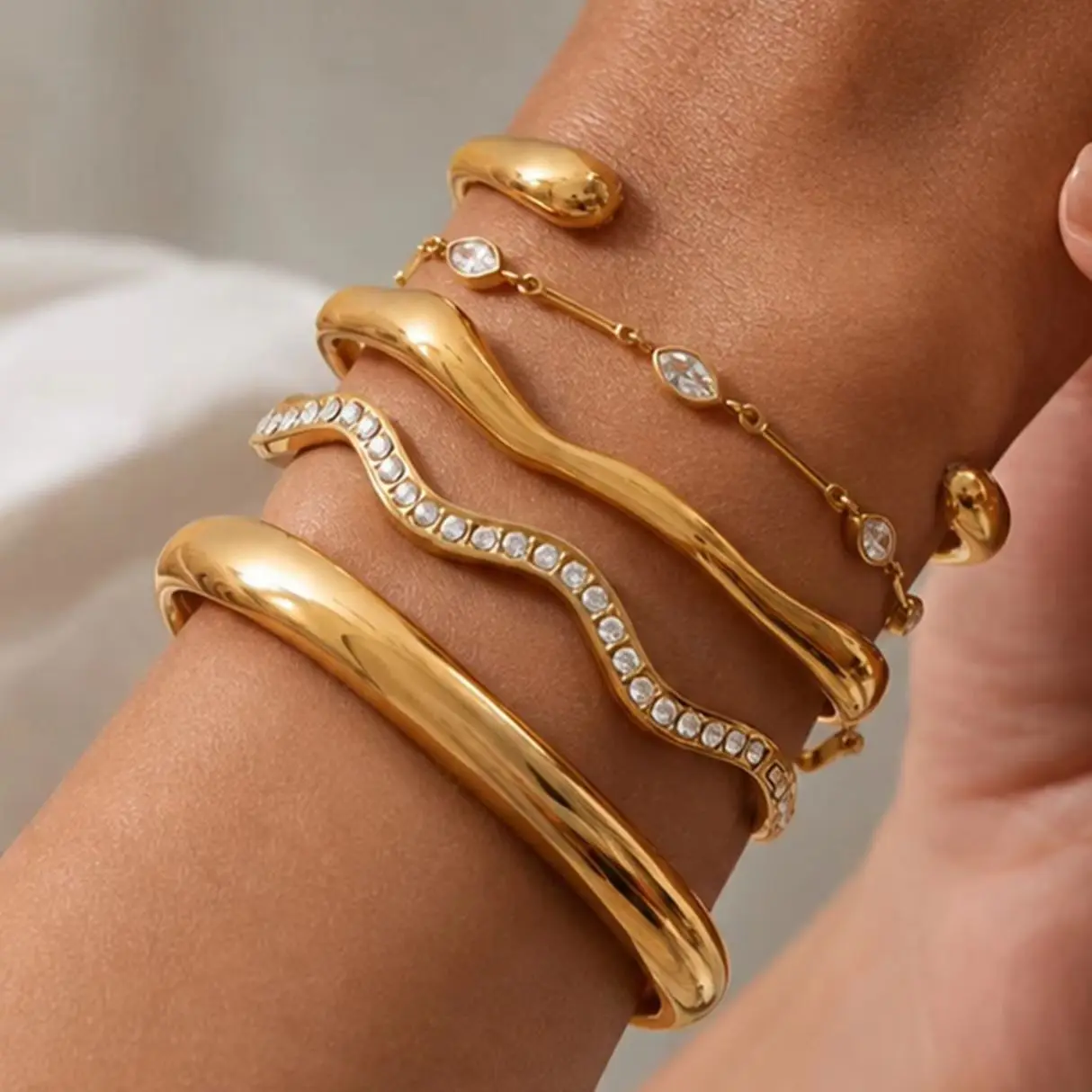 SHIXIN 18K Gold Plated Stainless Steel Geometric Chain Bracelet Women Delicate White Zircon Stackable Bangles Waterproof Jewelry