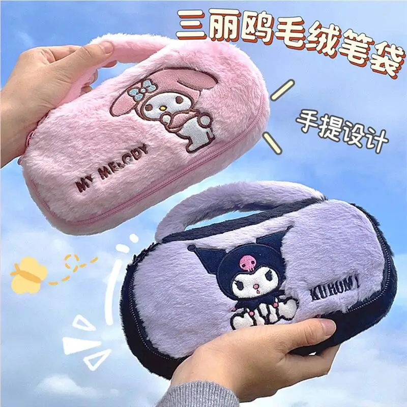 Sanrio-estuche de lápices de felpa de Hello Kitty para mujer, bolsa de cosméticos de dibujos animados para niña y niño, Kuromi My Melody,