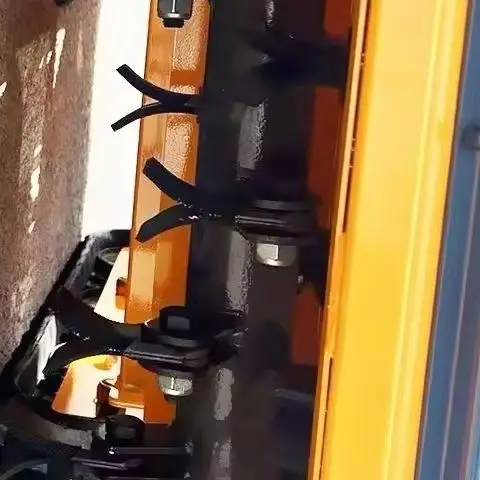 맞춤형 전문 지능형 잔디깎이, 트랙형 잔디깎이, 경사면 등판 기능을 갖춘 자주식 잔디깎이