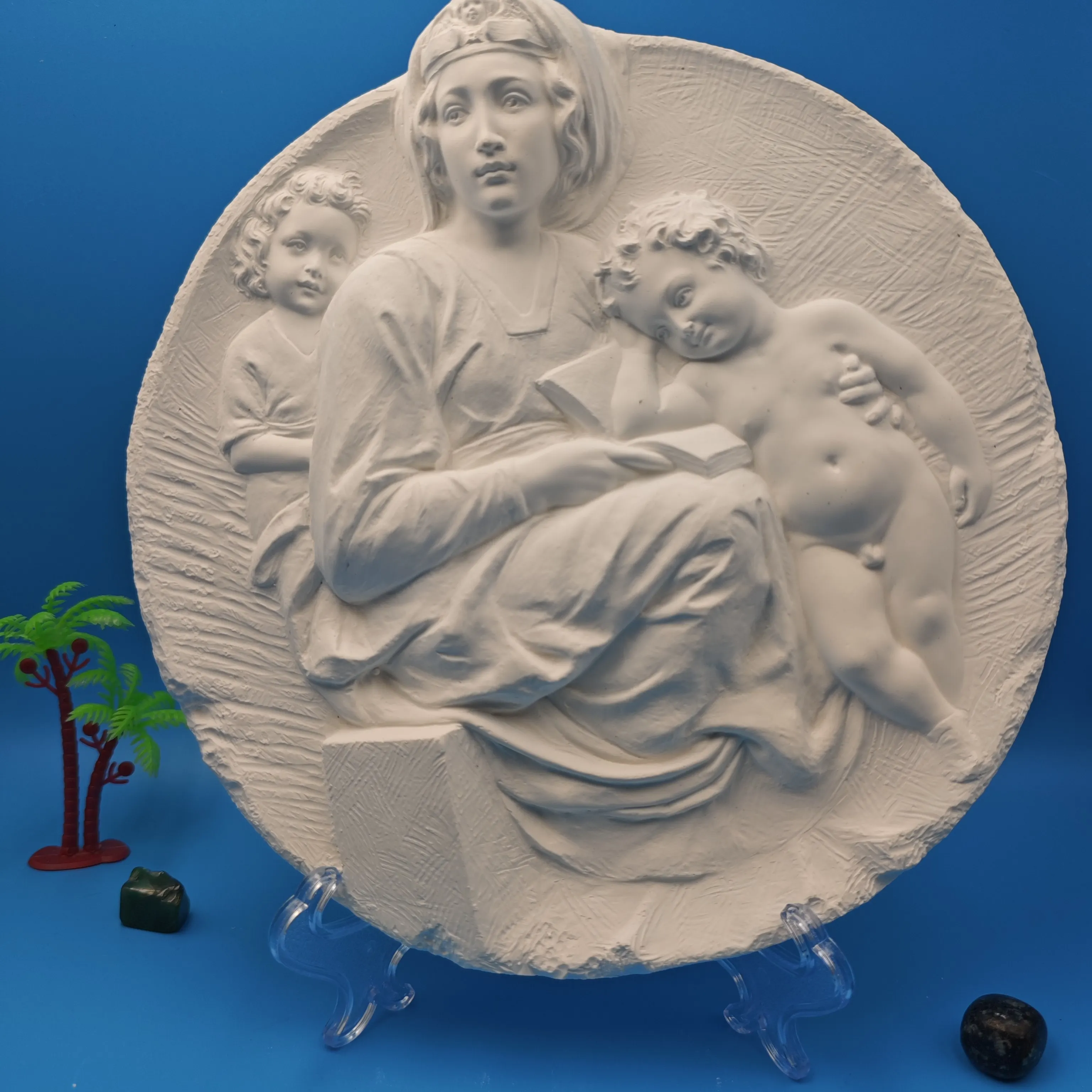 

Renaissance Art Replica Michelangelo Madonna Relief Sculpture Home Decor Vintage Statue Wall Hanging desk decoration