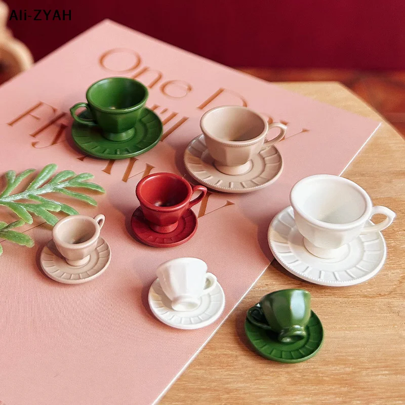 【AH】1 Set Puppenhaus-Set mit französischer Mini-Kaffeetasse und Untertasse, Miniatur-Dekoration für die Nachmittagstee-Szene, Puppenzubehör, Spielzeug