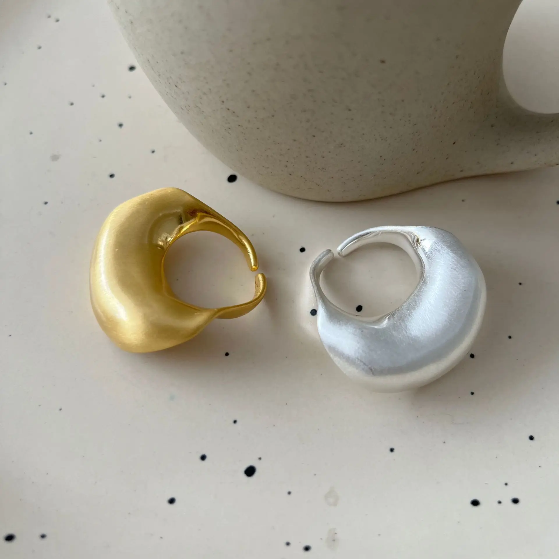 Exaggerated Metal Matte Irregular Arc Shaped Open Adjustable Rings for Women Men Geometric Chunky Trendy Finger Jewelry Gifts