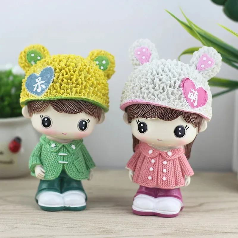 Creative Car Decorative Figurines Cute Couple Dolls Wish Fulfillment Home Desktop Small Ornaments Ideal for Vehicle Interior