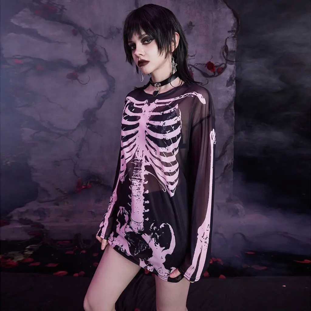 

Women's Gothic Style Skull Print T-Shirt Halloween Theme Long Sleeve Mesh Top for
