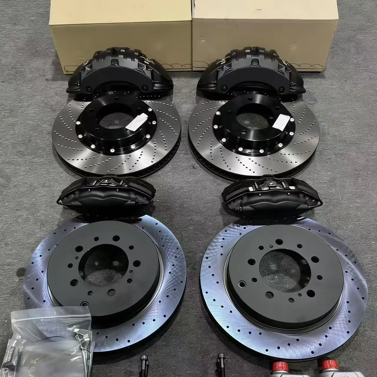 Factory Custom Red 6 Piston Brake Calipers 380mm Rotor Kits for MUX A6 F60 Tank 300