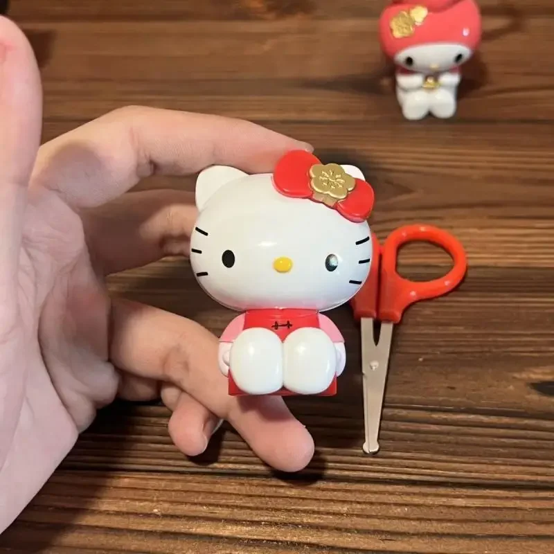 Sanrio-grapadora genuina para estudiantes, juego de papelería de aprendizaje para niños, adornos, dibujos animados lindos, My Melody, Hello Kitty, regalo para estudiantes