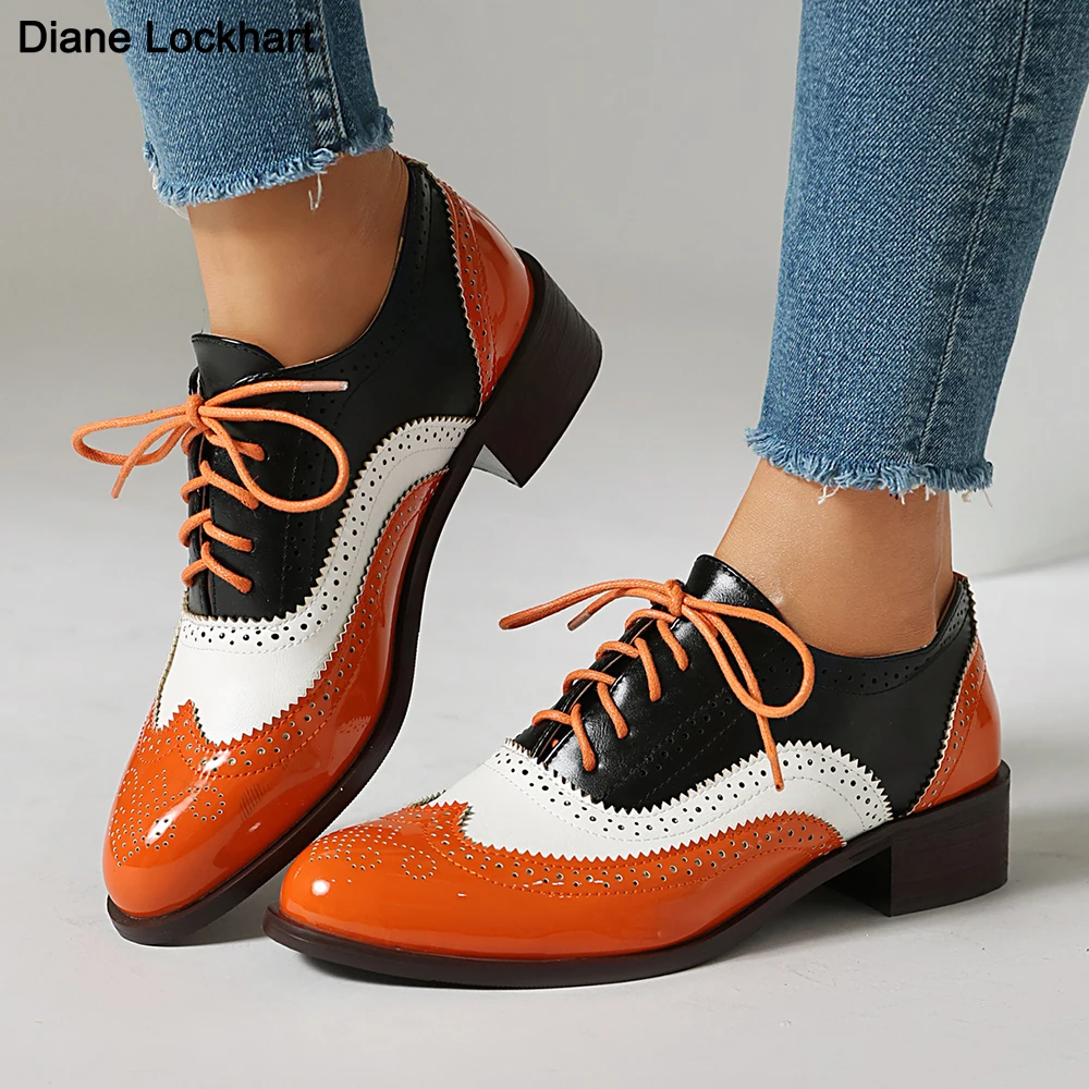 

New 2024 Women Spring New Flats Shoes Women Oxfords Mixed Colors Lace Up Ladies Brogues Shoes Designer Casual Pu Leather Oxfords