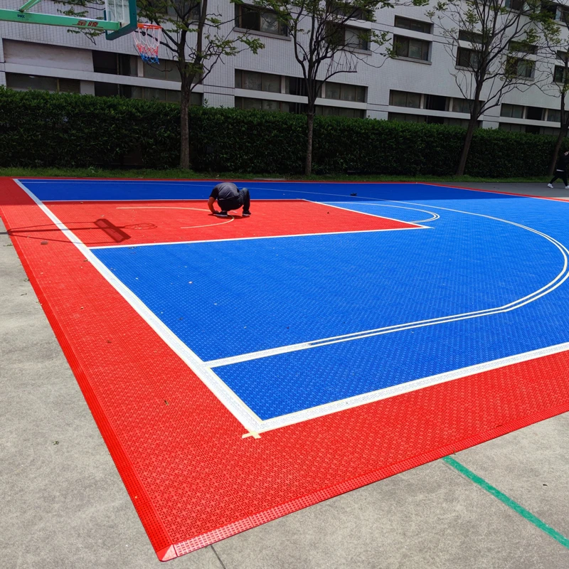 Permukaan Lapangan Olahraga Saling Bertautan Lantai PP Yang Dapat Dilepas Multifungsi 3X3 Lapangan Basket dengan Garis dan LOGO