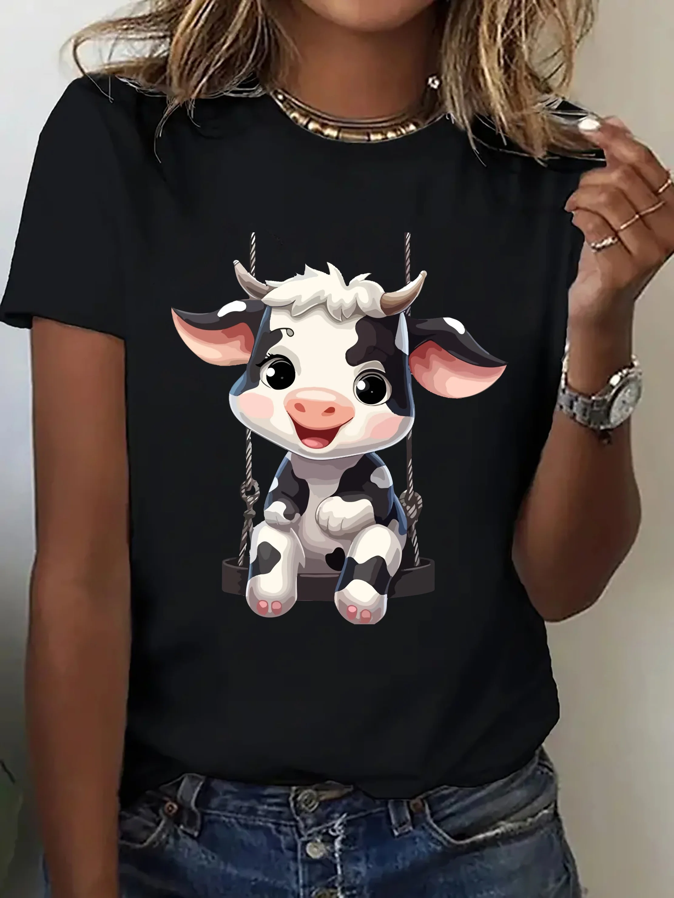 Cartoon Cow Pattern Printed T-shirt for Women Comfortable T-shirt with Unique Personality Fashionable Commuting Daily Casual Top