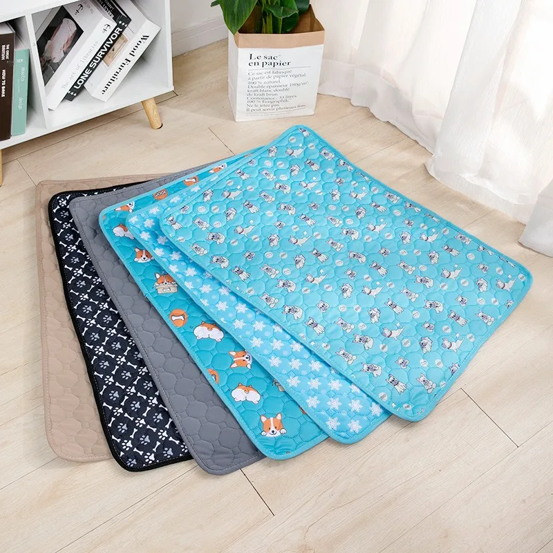 Reusable Waterproof Pet Pee Pad, Non-slip, Easy Dry Training Pad, Convenient Dog Training and Quick Drying