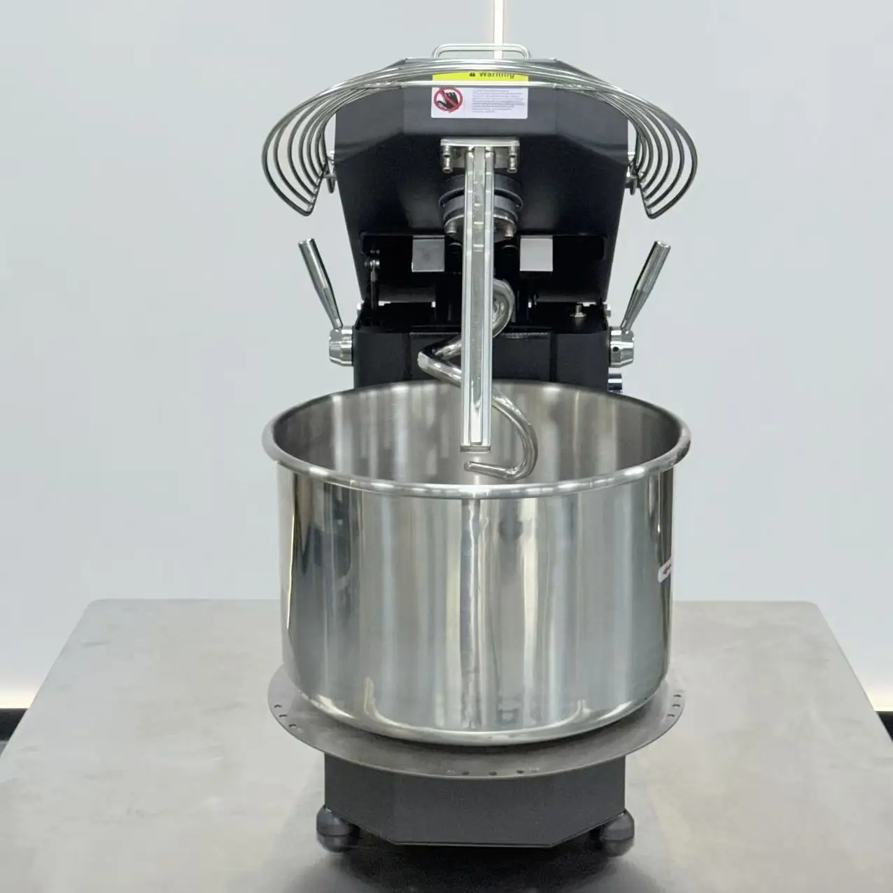 304 Stainless Steel Tilt Head Stand Mixer with Temperature Display & Built-in Light Commercial Bakery Equipment HM-20TD