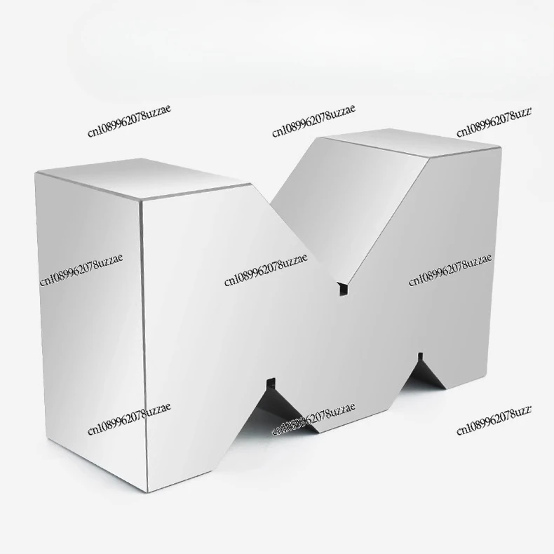 

Precision V-shaped Table Block Three-opening Iron Single Port Frame Equal Height Block Scribing Steel M-shaped Table Block