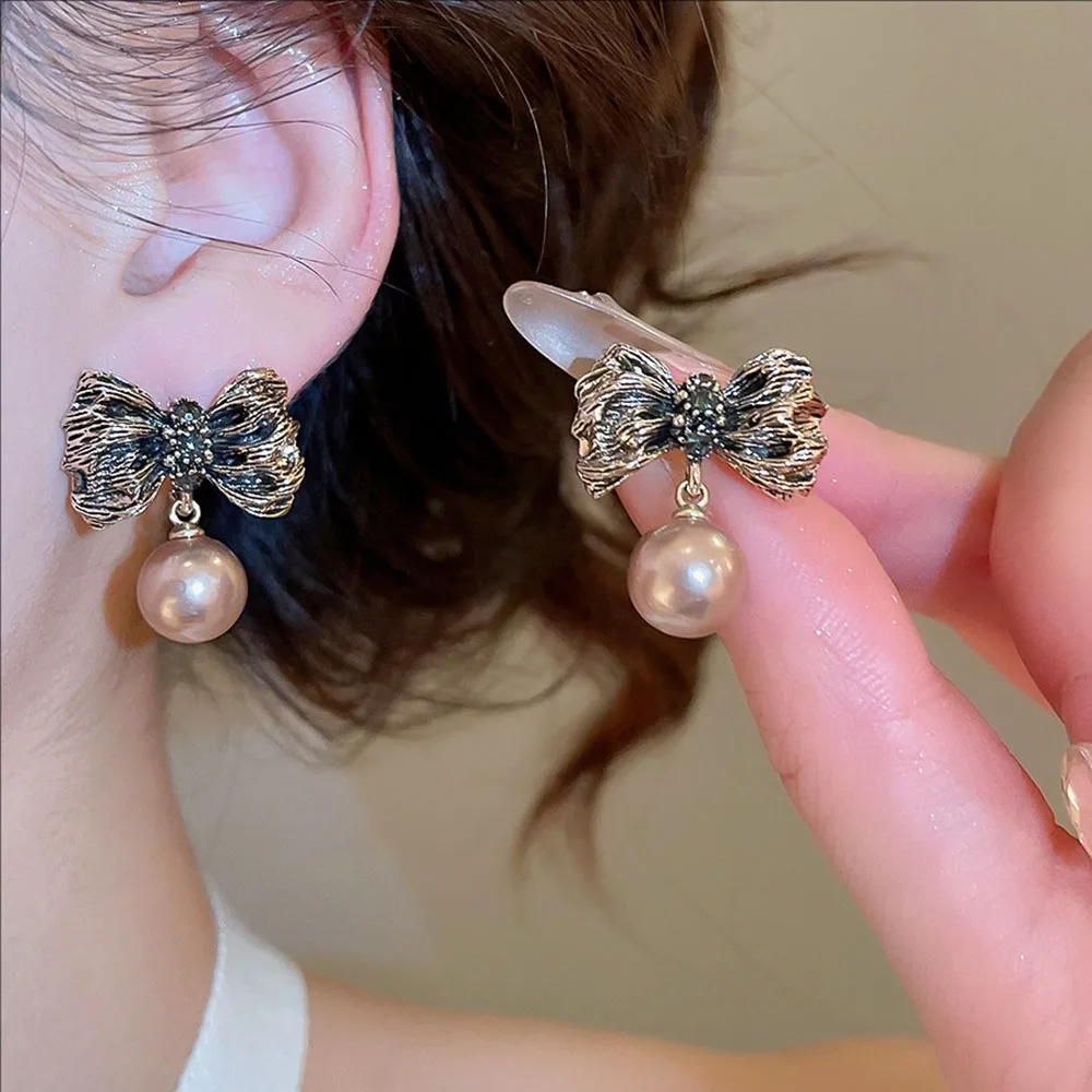 Silvery Needle Pleated Bow Pearl Earrings Retro Style Niche Light luxury and High-end Jewelry For Women