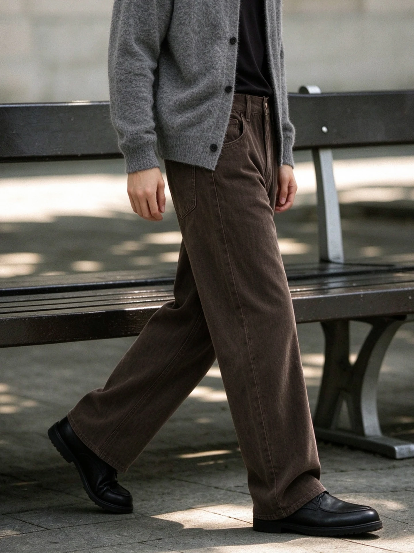 Men's Thickened Denim Jeans Winter Warm Straight Leg Jeans Short Fleece mid Waist Button Closure Casual Comfortable Jeans