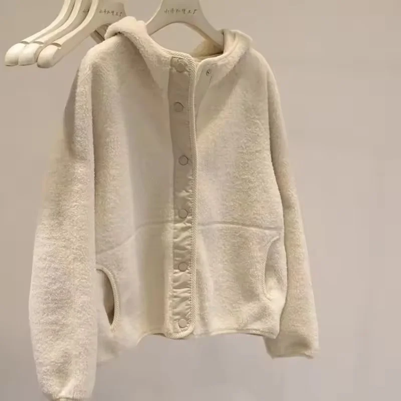 

Женская куртка из овечьей шерсти, новая модная однобортная элегантная темпераментная осенняя теплая куртка, женская короткая верхняя одежда, топы с капюшоном