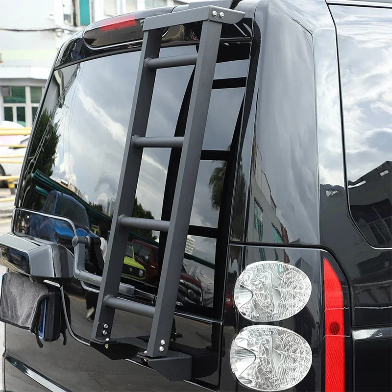 1Pcs Aluminum Black For 2004-2016 Land Rover Discovery 3 LR3 Discovery 4 LR4 Car Rear Tail Door Ladder Climbing Car Accessories
