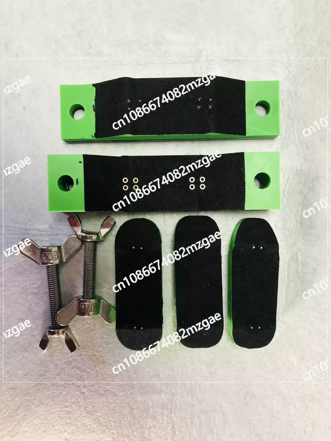 Finger Skateboard Making Mold BD26 with Deep Concave and High Convex Points