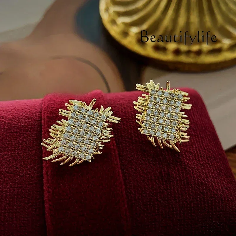 

BJ BJ Nordic Woven Earrings, High-end Light Luxury Stud Earrings, Women's Niche Design, Silver Needle Earrings, New Models