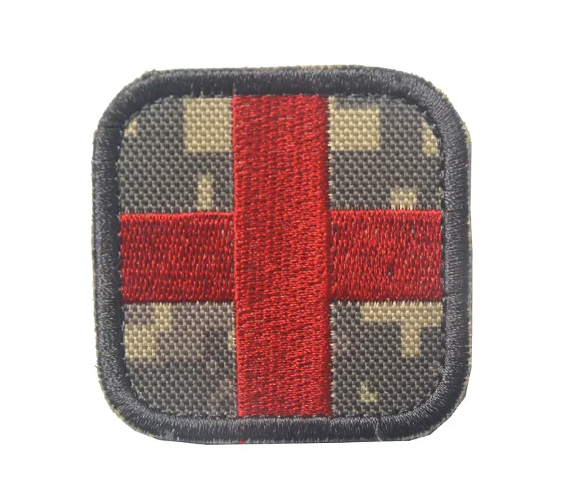 Red Cross PVC Badge Medical First Aid Rubber Patches Battlefield Rescue Square Hook Loop Embroidery Sticker for Outdoor Backpack