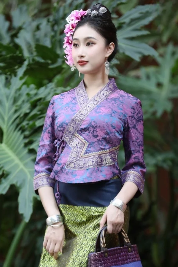 

Thailand Myanmar women Dai clothing Dai Ethnic Traditional Clothing Women's Set Mid-Sleeve Tube Skirt Thai Style dress