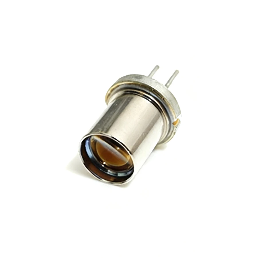 

Синий лазерный диод 450 нм 455 нм 5 Вт 9 мм с коллимационной стеклянной линзой NUBM49 (бывший в употреблении)