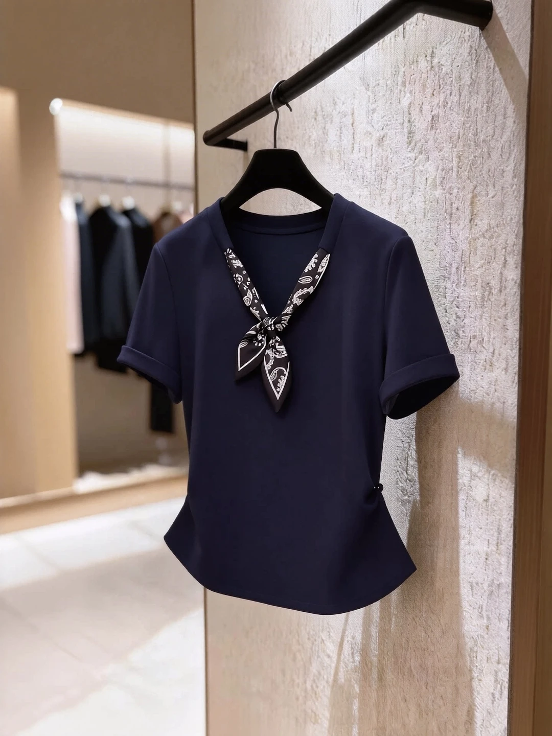 Summer Pure Cotton Short Sleeve T-Shirt Women's V-neck Design Waist-cinching Vintage Style Top Korean Style Commute Fashion