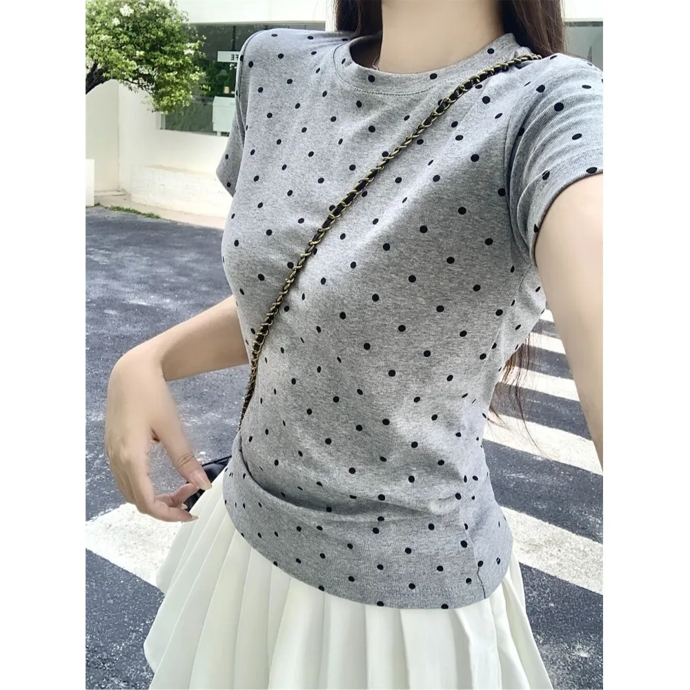 Korean Sle Retro round Ne ort Sve T-irt Women Summer 2025 Polka Dot Slim Fit Inner Wear Top oulder Length