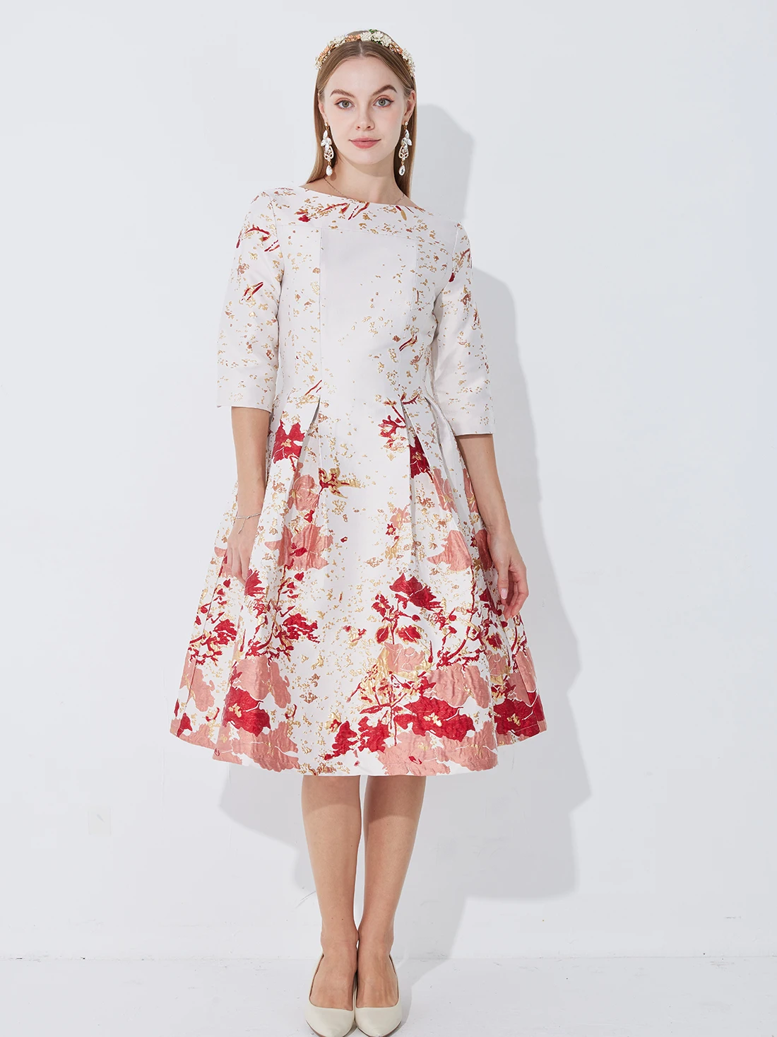 تنورة أنيقة برقبة دائرية وأكمام قصيرة على طراز الخريف باللونين الأحمر والوردي بطباعة زهور متوسطة الطول على شكل حرف A #3