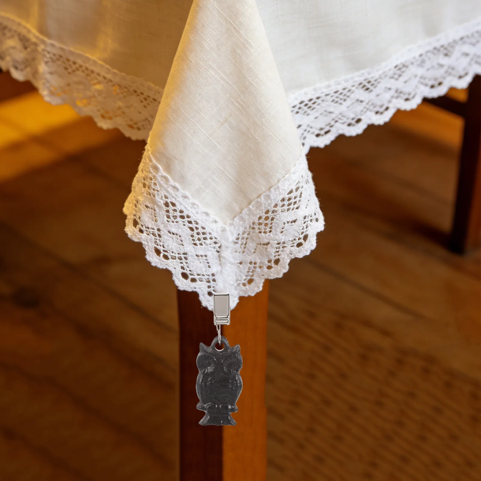 Heavy Duty Metal Tablecloth Clips for Indoor Outdoor Dining, Wedding & Party Table Runner Securing