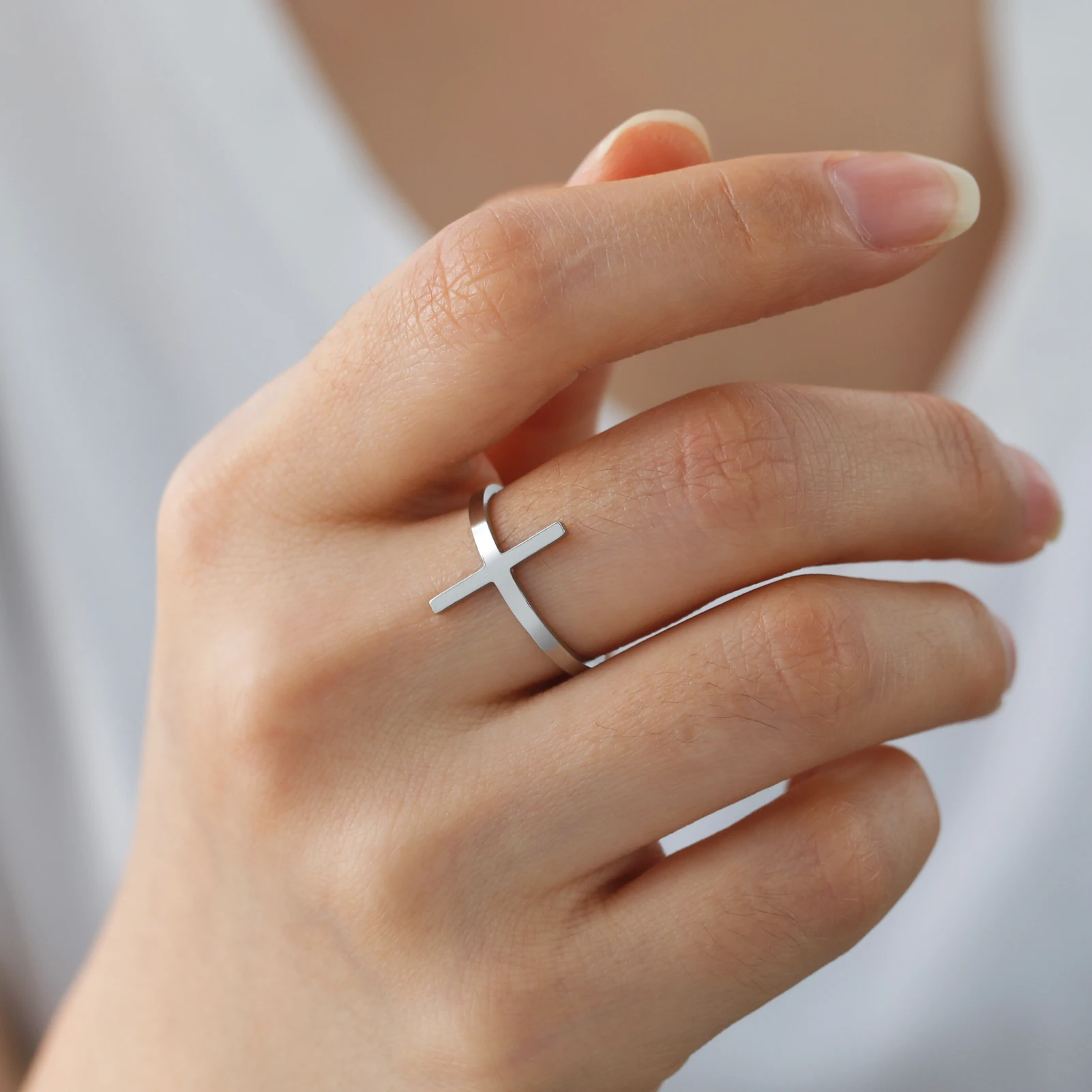 Unift Stainless Steel Cross Rings for Women Simple Bar Open Ring Trendy Fashion Jewelry Gold Plated Wedding Band Accessories New