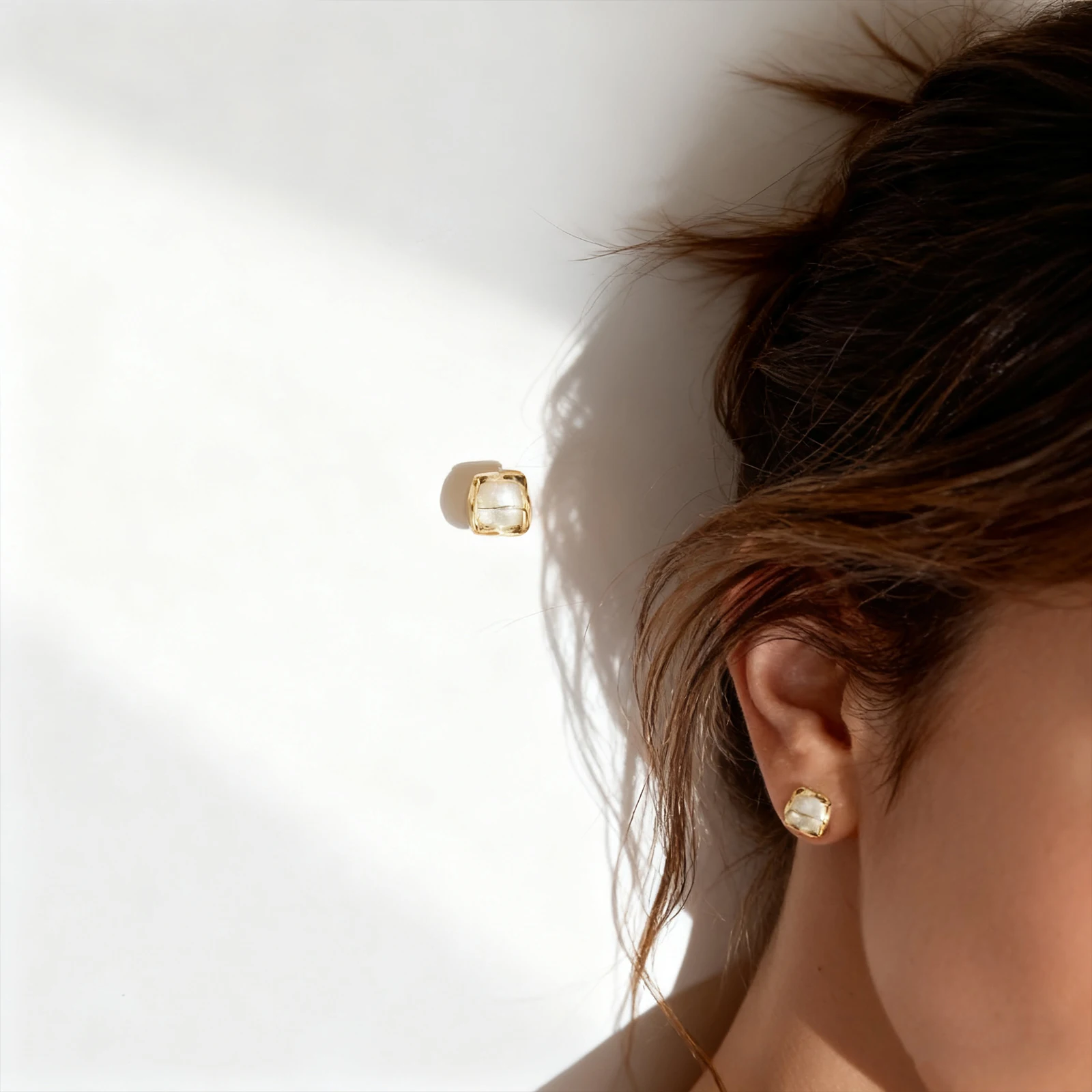 Twisted Cage Design 18K Gold-Plated Pearl Earrings, Elegant Retro Style Fashion Accessories, Perfect Gift for Brides