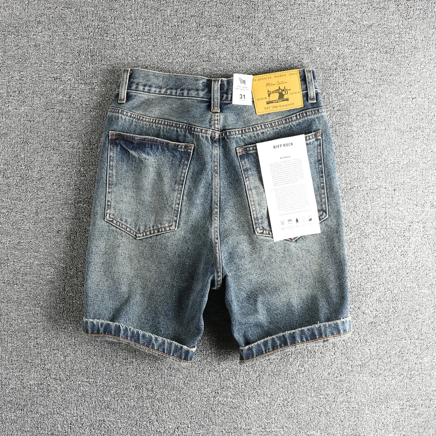 วินเทจยีสต์สีน้ําเงินล้างพื้นเพื่อทํากางเกงขาสั้นผ้ายีนส์เก่าผู้ชายฤดูร้อนแนวโน้มอเมริกันกางเกงขาสั้นหลวมสําหรับเยาวชน