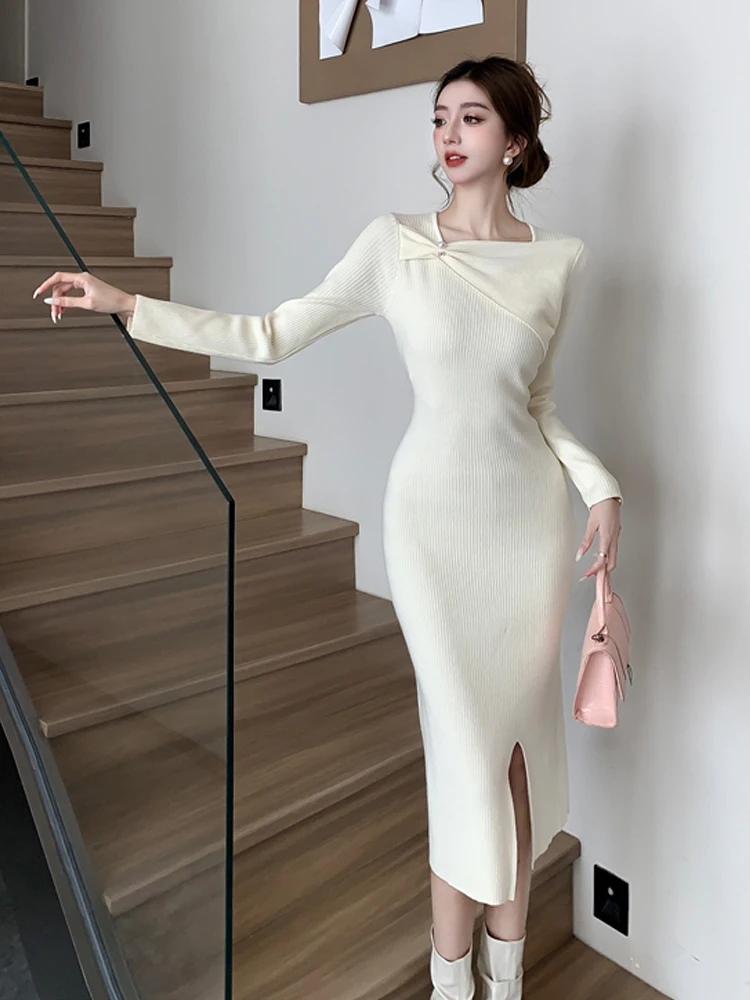 2024 Women Design Sense Split Knitted Dress Autumn Winter French Retro Temperament Advanced Sense Over The Knee Mid Length Skirt