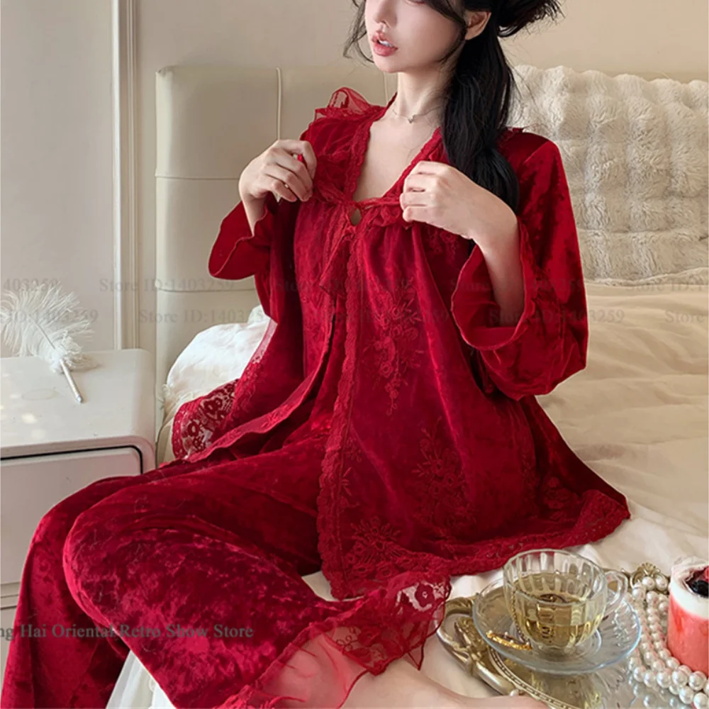 

Sexy Velvet 3Pcs Pajamas Set Patchwork Lace Lingerie Cami Trouser Pijamas Suit Autumn Winter New Velour Sleepwear Casual Pyjama