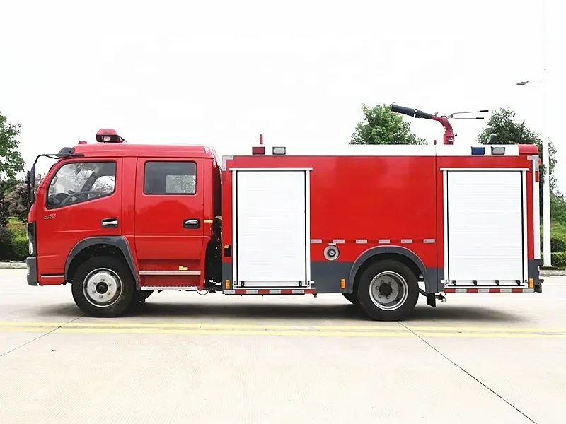 Hot Sell Dongfeng 4X2 4000Liters Small Firefighting Truck Fire Rescue Truck Water Truck