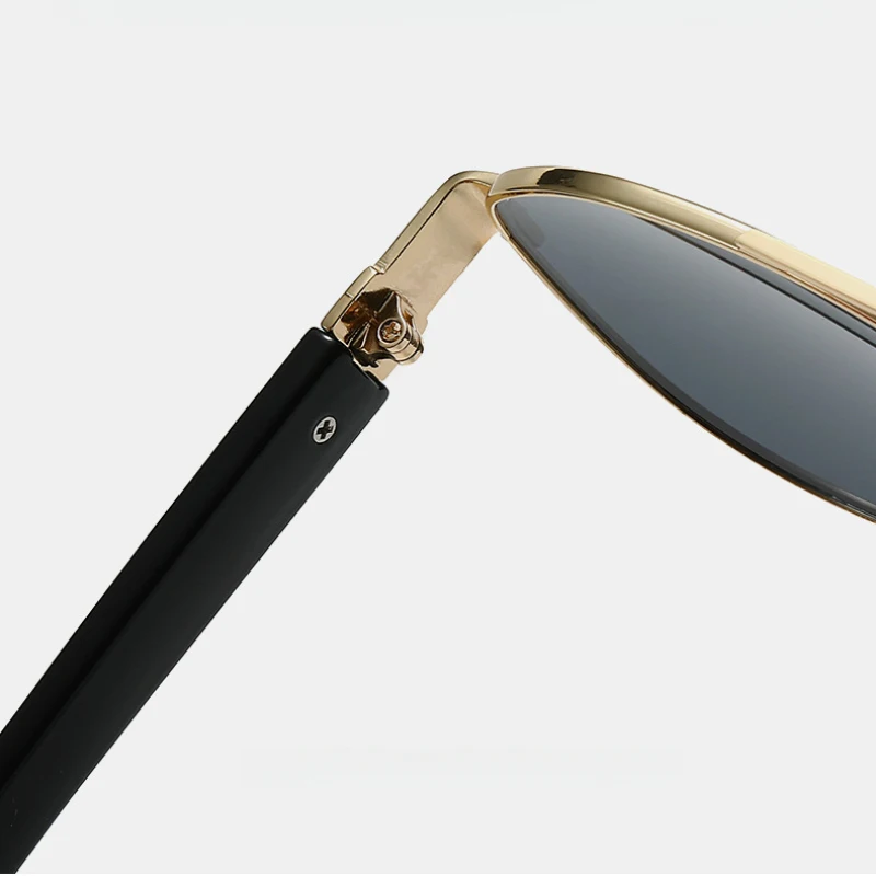 Classic Pilot Sunglasses Men Women Metal Frame UV400 Driving Glasses Man Aviation Wide Temple Casual Eyewear