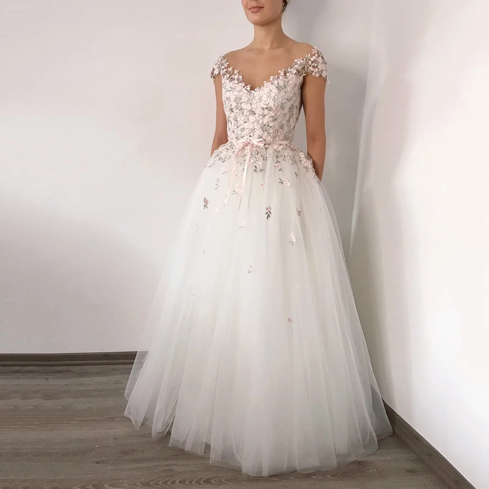 

Modern V-Neck A-Line Prom Gown Lace Appliques Short Sleeve Backless Tulle Evening Party Dress Simple Long White Wedding Dresses