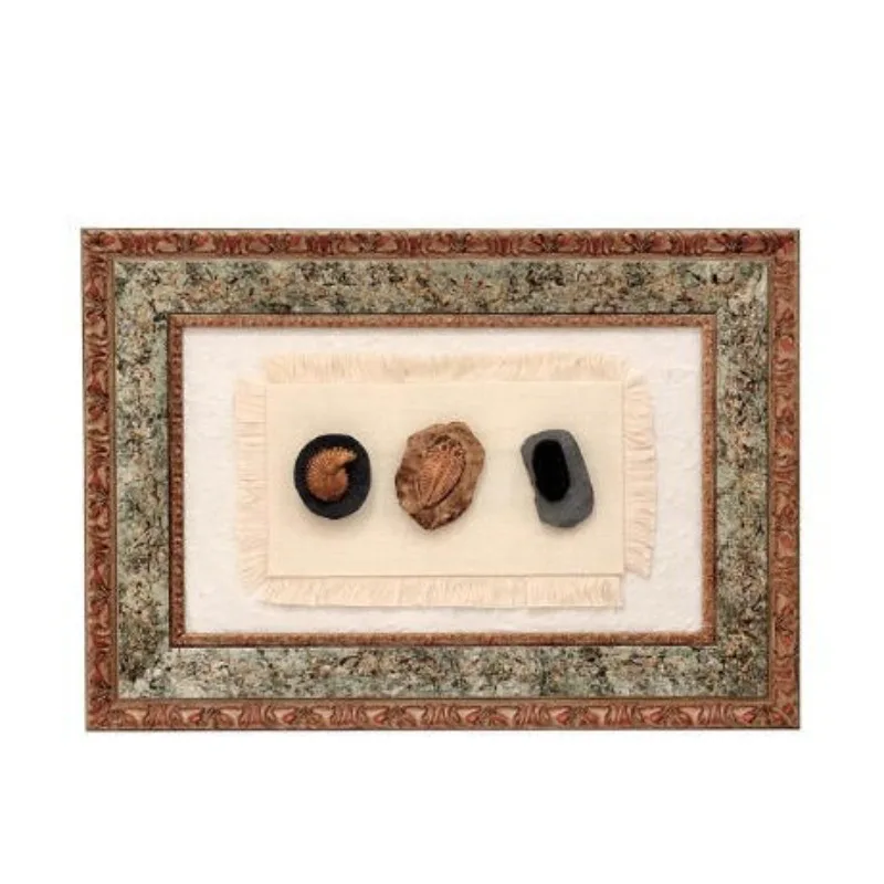 living room decorative painting, light luxury, high-end background decorative hanging painting, creative resin ornament