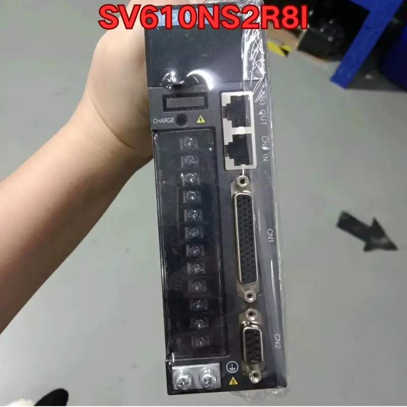 Second-hand SV610NS2R8I servo drive in good working condition The latest quotation in November 2025